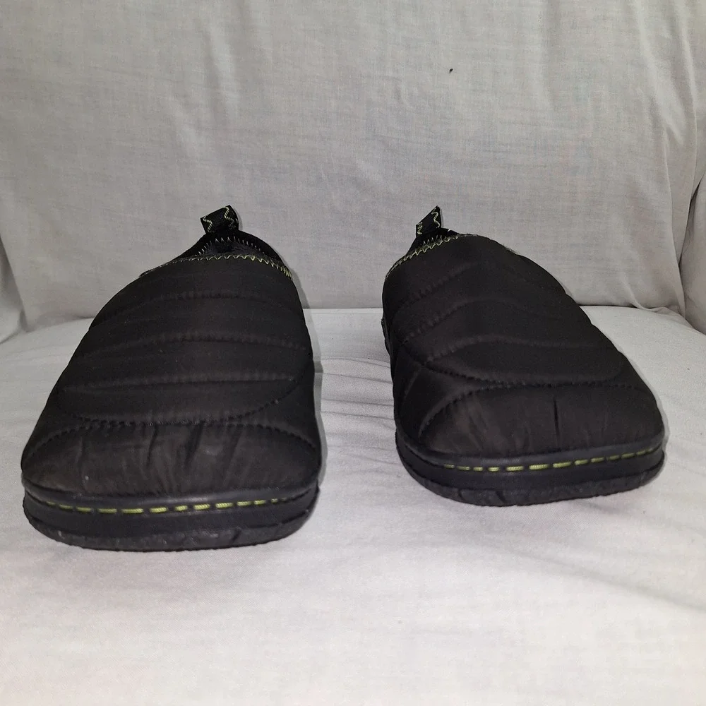 LongBay Black Size 9 Quilted Puffer Slip On Indoor Outdoor Slippers Mens Slip on